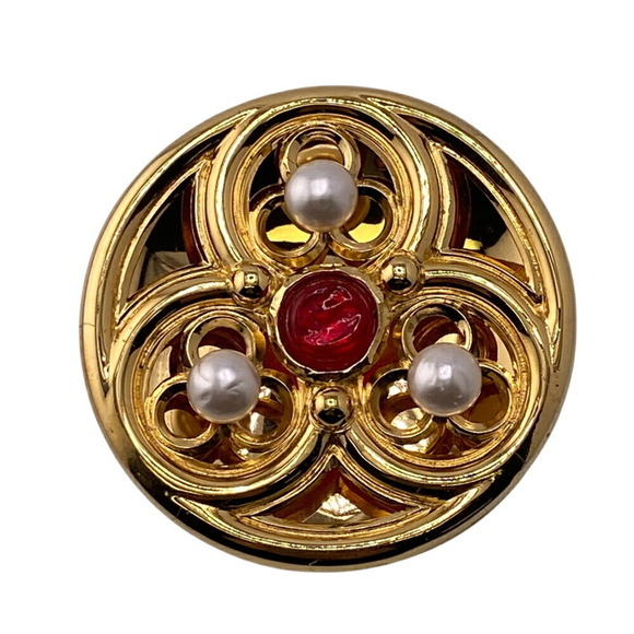 CHANEL Red Brooch - Picture 6 of 13